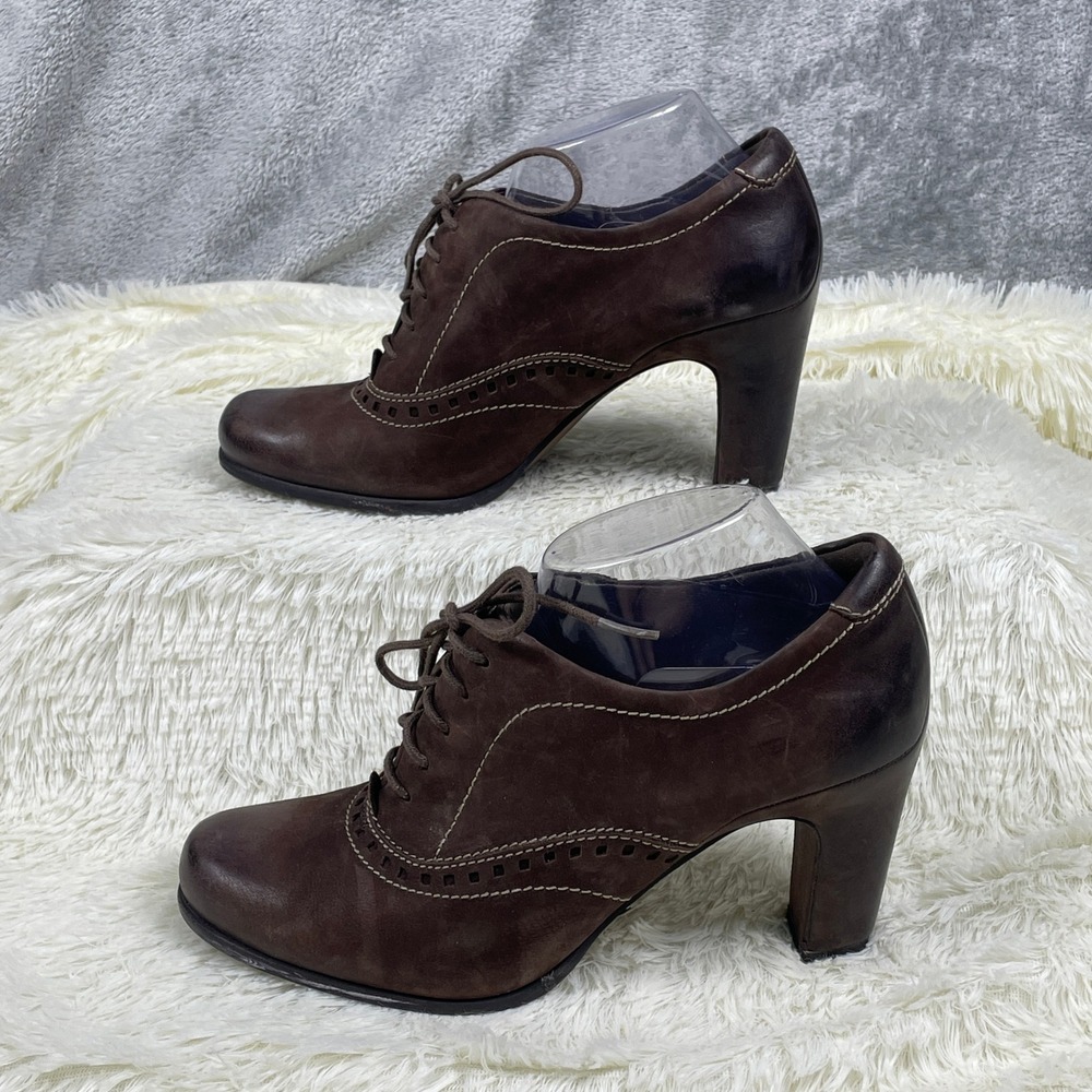 Ecco Leather Oxford Heels Womens 40 US 9/9.5 Brown EUC Brogue Lace Up Block Heel